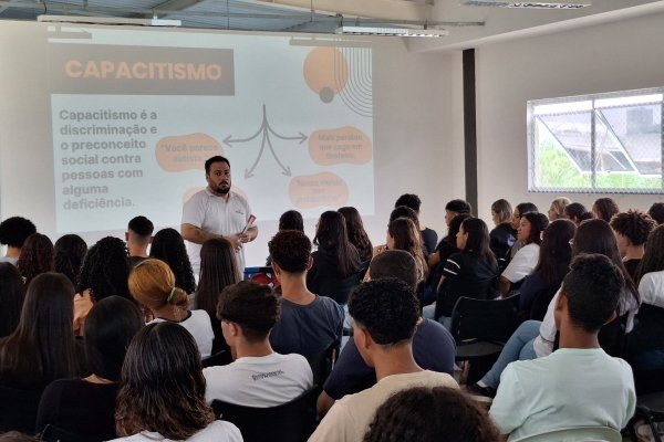 Palestra: Desafiando o Preconceito